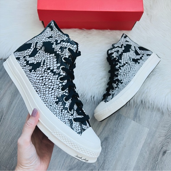 Converse Shoes - NWT Converse Chuck 70 Hi Women’s Shoes